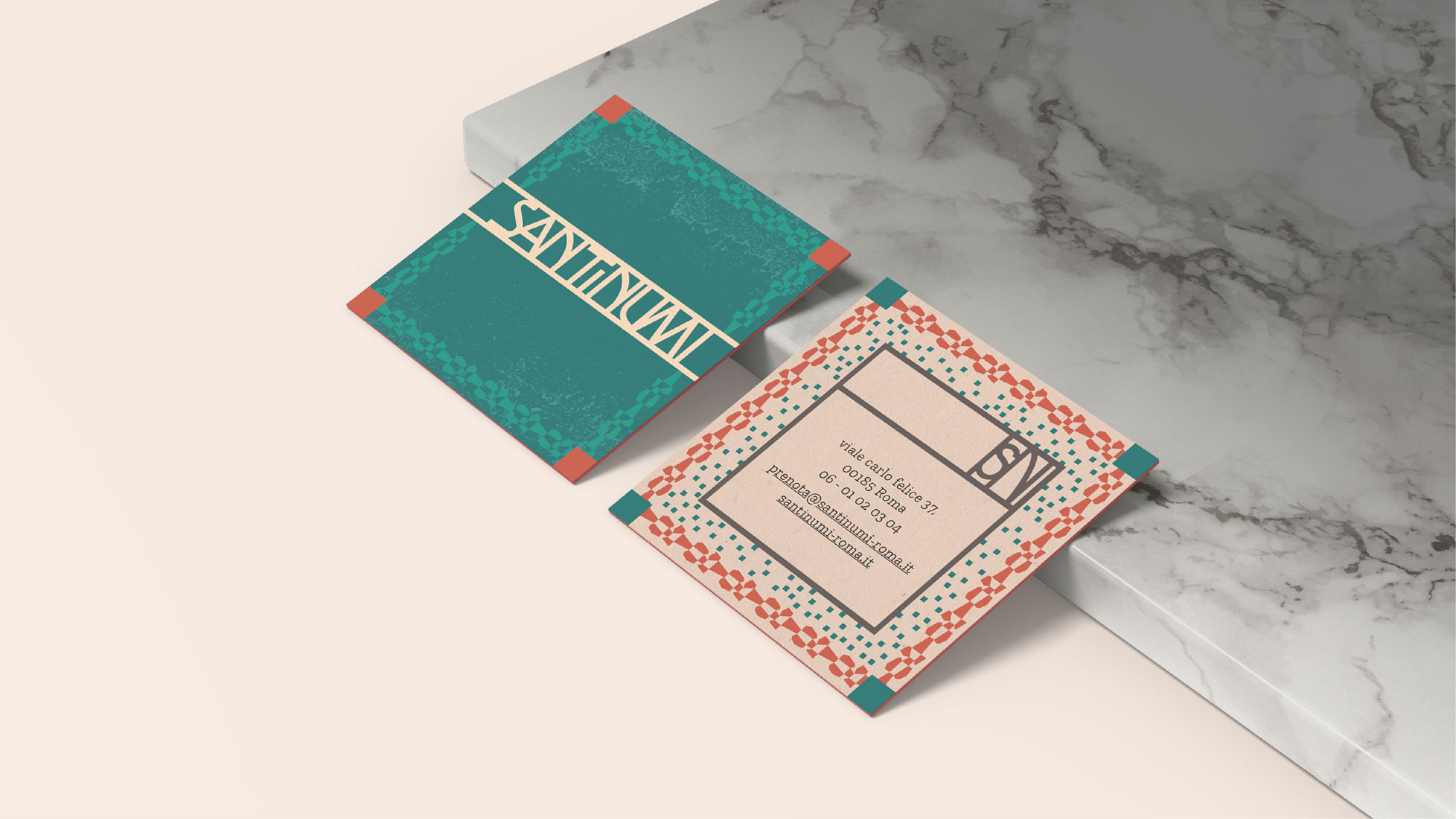 Santinumi business card mockup